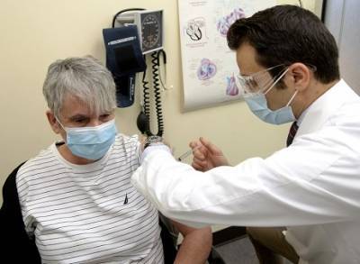 Канада приостановила вакцинирование AstraZeneca тех, кто младше 55 лет, — Associated Press