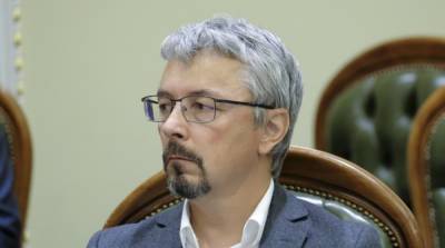 Квартиры, квадроцикл и миллионы на счетах: Что задекларировал министр культуры Ткаченко