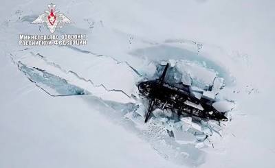Россия показала свою силу в области ядерного сдерживания: три подлодки впервые в истории одновременно всплыли из-подо льда в Арктике (Sohu, Китай)