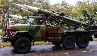 Россия в срочном порядке перебрасывает военную технику в Крым из-за провокации Украины на границе