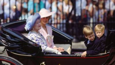 Принц Гарри получил большее наследство от прабабушки, чем брат Уильям