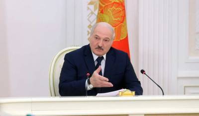 Эксперт Карбалевич рассекретил план Лукашенко: Готовит новую Конституцию под самого себя