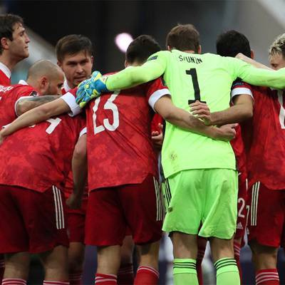 Сборная России по футболу потерпела первое поражение в квалификации ЧМ-2022