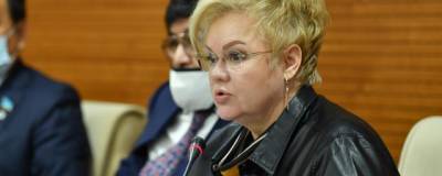 Казахстанский депутат считает, что Минздрав нарушает сроки вакцинации