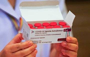 Германия приостанавливает использование вакцины AstraZeneca для людей до 60 лет
