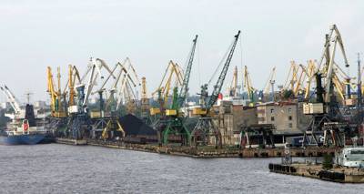 Самоуправления против реформы портов: пока идут споры, Латвия теряет грузы