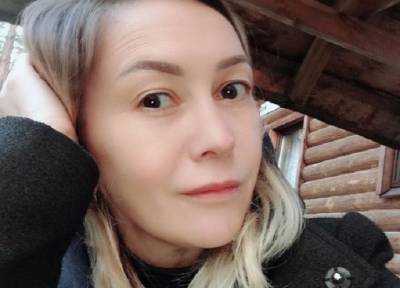 Блондинка из Екатеринбурга пропала без вести после поездки на такси