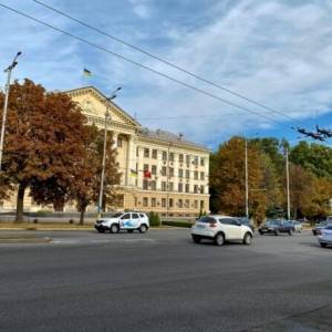 Во время сессии сообщили о заминировании здания Запорожского горсовета