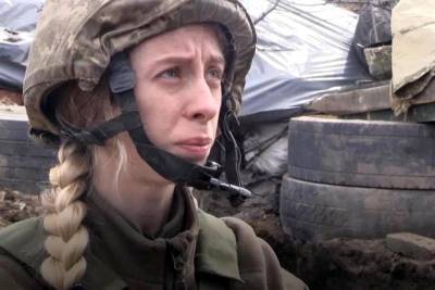 Под Горловкой девушка-медик вытащила из-под вражеского огня раненого бойца ВСУ