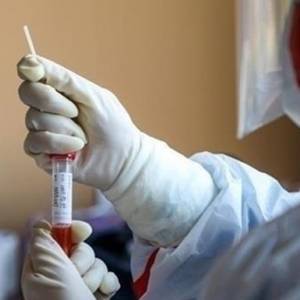 Во Франции обнаружили штамм коронавируса, менее чувствительный к вакцинам