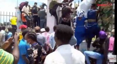 Из-за давки во время похорон президента Танзании погибло около 45 человек (ВИДЕО)
