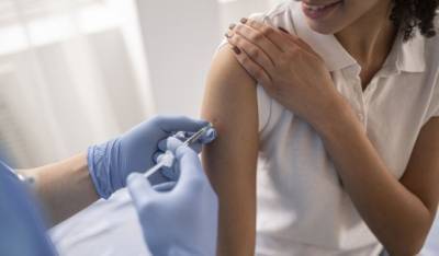 В МОЗ рассказали о побочных эффектах, которые фиксировали после вакцинации от COVID-19 в Украине