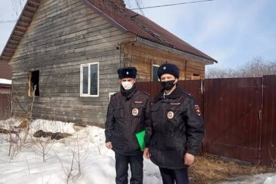 Костромские полицейския и росгвардия оперативно потушили пожар и спасли хозяина дома