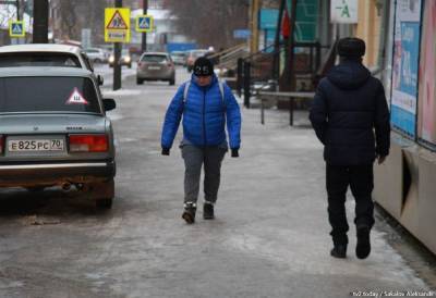 Больше 400 человек получили травмы из-за гололеда на улицах Томской области