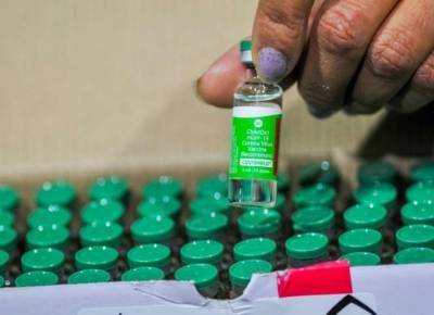Украина должна получить почти 5 миллионов доз вакцин от коронавируса