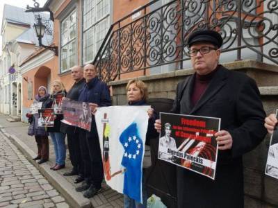 Друзья арестованного в Эстонии юриста Середенко недоумевают — за что?