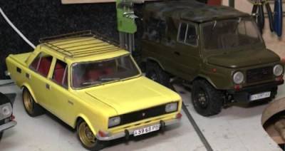 Украинец создал впечатляющую коллекцию машин в миниатюре