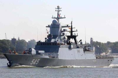 Суэцкий канал прошли стоявшие в очереди корабли ВМФ РФ