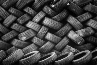 Петрозаводчан призывают бесплатно сдать на утилизацию старые шины