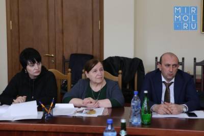 Директор этноцентра «Кайтаги» приняла участие в заседании Минкультуры Дагестана