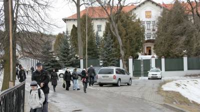 Посольство отреагировало на продление срока заключения россиянину в Литве