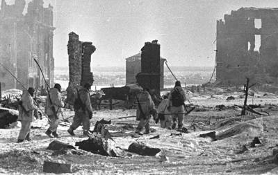 Что стало с погибшими солдатами в Сталинградской битве