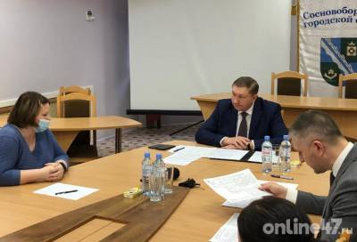 Депутат Госдумы Сергей Яхнюк встретился с жителями Соснового Бора