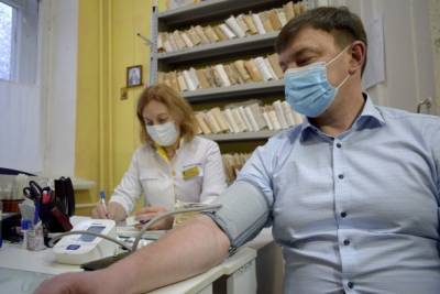 Глава Инты Владимир Киселев призвал жителей Приполярья защититься от коронавируса