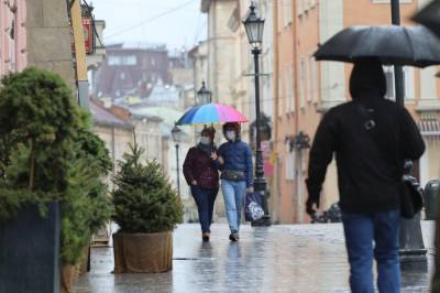 Будет падать дождь и град: прогноз погоды во Львове и области на 1 апреля