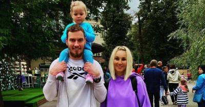 Лера Кудрявцева с мужем сводили подросшую дочь в парк аттракционов