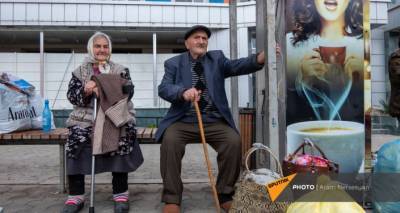 "Карабах начинает жить": представители гуммиссии обещали привезти самое необходимое