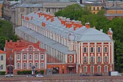 В Петербурге создали способный заряжаться «за секунды» аккумулятор