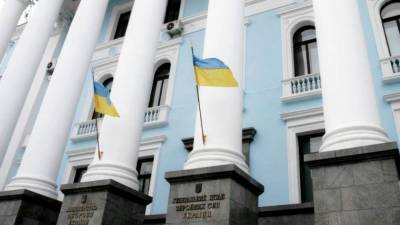 Украинский депутат посоветовала "валить" после доклада главкома ВСУ