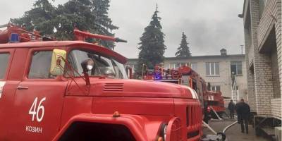 Под Киевом загорелся детский сад, эвакуировали почти 150 человек — фото