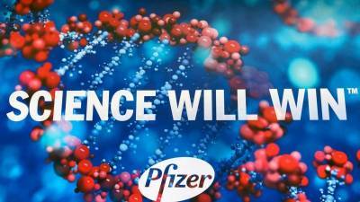 Pfizer Inc и BioNTech надеются начать вакцинацию 12-15-летних до начала нового учебного года