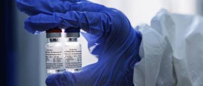 В Москве коронавирусом заболели около 1000 человек, которые привились российской «вакциной»