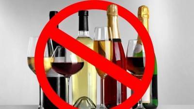 Личный пример: эксперты спорят о пользе запрета продажи алкоголя при детях
