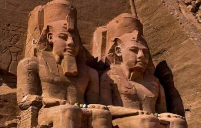 «Проклятье фараона»: в Египте нашли «причину» аварии в Суэцком канале
