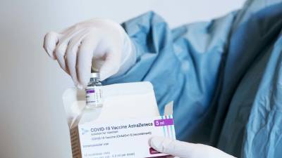 В Латвии расследуют смерть мужчины после прививки вакциной AstraZeneca