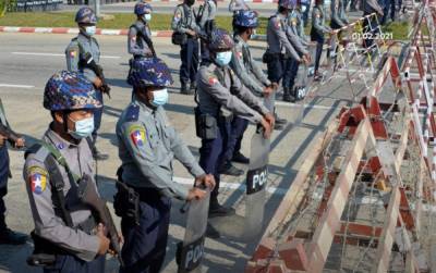 В Мьянме силовики расстреляли по меньшей мере 34 протестующих: нападали и на медиков