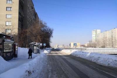 В Новосибирске разыскивают автомобилистку, сбившую пенсионерку на пешеходном переходе