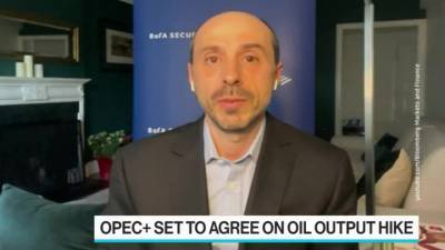 Эксперт предсказал рост цен на нефть до 70-100 долларов за баррель