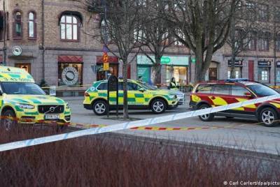 Нападение в Швеции: премьер осудил насилие, полиция расследует возможный теракт