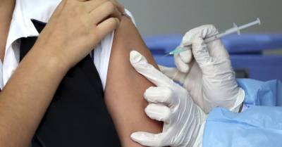 Первую прививку от Covid-19 получили в Латвии более 52 000 человек