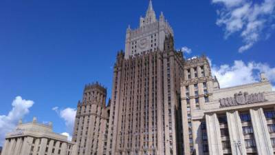 МИД РФ заявил о масштабной поддержке несистемной оппозиции со стороны Запада