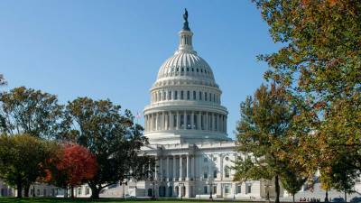В США отменили заседание конгресса из-за угрозы штурма Капитолия