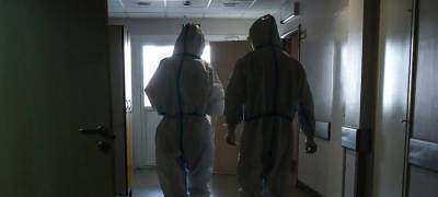 За последние 24 часа в России зарегистрировано 475 смертей больных коронавирусом
