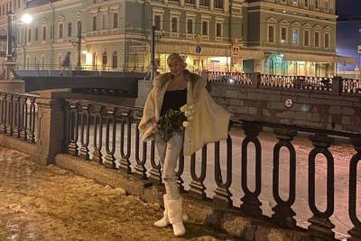 Анастасия Волочкова спонтанно приехала в Петербург навестить родителей