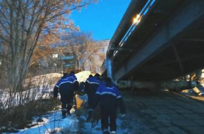 С вантового моста на Филипченко упал мужчина