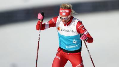 Командная работа: сборная России борется за медали в женской эстафете на ЧМ по лыжным видам спорта в Оберстдорфе
